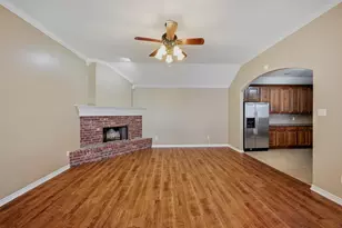 2704 Rex Cruse Dr, Sherman, TX 75092 - Photo 9