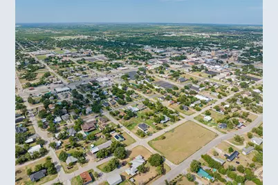 614 W Wheeler Street, Breckenridge, TX 76424 - Photo 37