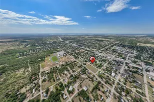 614 W Wheeler St, Breckenridge, TX 76424 - Photo 33