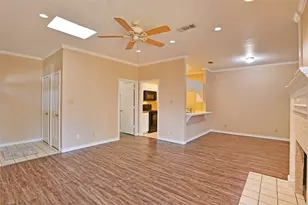 145 E Windsor Dr, Denton, TX 76209 - Photo 7