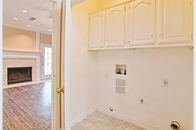 145 E Windsor Drive, Denton, TX 76209 - Photo 23