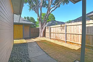 145 E Windsor Dr, Denton, TX 76209 - Photo 25