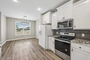 505 S Sky Ct, Granbury, TX 76049 - Photo 19