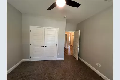 505 S Sky Court, Granbury, TX 76049 - Photo 15