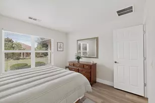12001 Lockhart Ct, Denton, TX 76207 - Photo 25