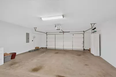 12001 Lockhart Court, Denton, TX 76207 - Photo 31