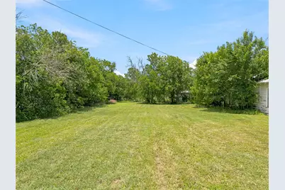 2432 S 9th Street, Waco, TX 76706 - Photo 9