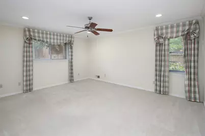 9329 Seagrove Drive, Dallas, TX 75243 - Photo 23