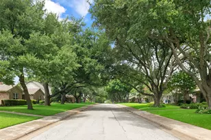 9329 Seagrove Dr, Dallas, TX 75243 - Photo 33