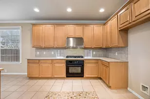 1808 Clear Summit Ln, Mansfield, TX 76063 - Photo 9
