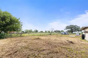 402 E Sherman St, Mullin, TX 76864 - Photo 29
