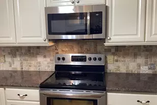 2841 Southridge Dr, Grapevine, TX 76051 - Photo 5