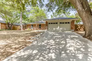 2709 Springbrooke Dr, Hurst, TX 76054 - Photo 13