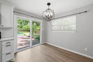 7362 Robinhood Ln, Fort Worth, TX 76112 - Photo 7
