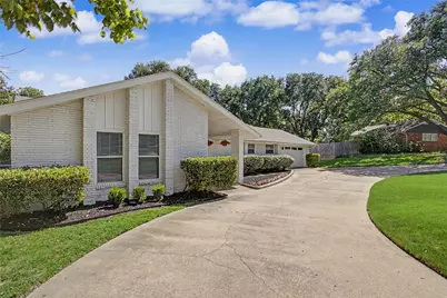 1921 Dakar Road E, Fort Worth, TX 76116 - Photo 3