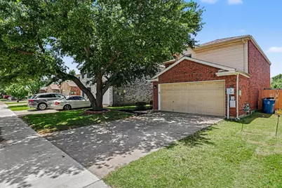 2020 Cardinal Lane, Lewisville, TX 75077 - Photo 3