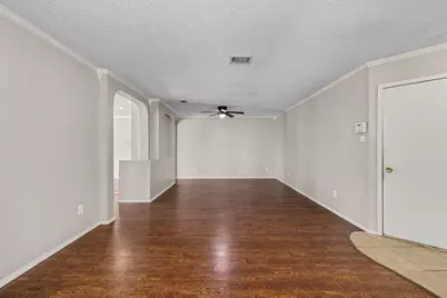 2020 Cardinal Lane, Lewisville, TX 75077 - Photo 7