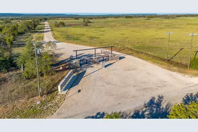 51 Cattle Trail Trail, Palo Pinto, TX 76484 - Photo 17