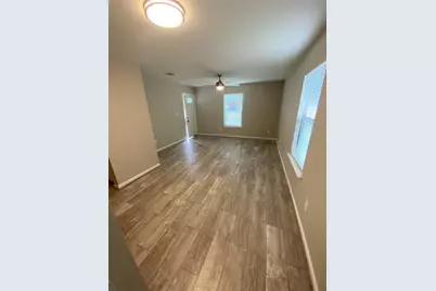 2211 W Illinois Avenue, Dallas, TX 75224 - Photo 7