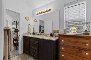 8822 Kiowa Dr, Greenville, TX 75402 - Photo 17
