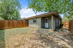 321 Gardenview St, Denton, TX 76207 - Photo 17