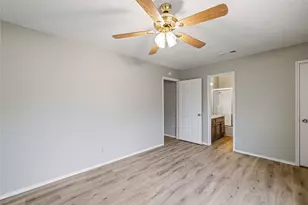 321 Gardenview St, Denton, TX 76207 - Photo 15