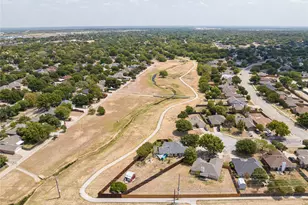 321 Gardenview St, Denton, TX 76207 - Photo 21
