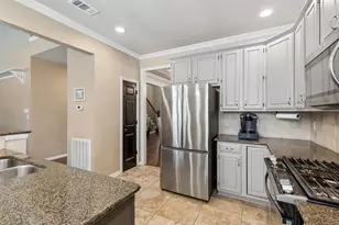 2416 Bonham Tr, Grapevine, TX 76051 - Photo 13