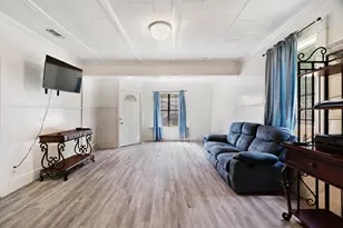 947 SE 6th St, Paris, TX 75460 - Photo 3