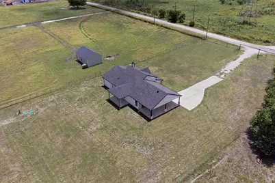 204 County Road 1001, Greenville, TX 75401 - Photo 37