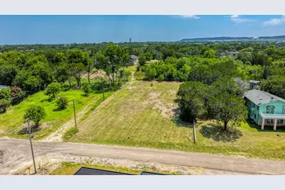 3504 Sleepy Water Road, Granbury, TX 76048 - Photo 3