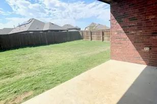 11000 Glover Ln, Aubrey, TX 76227 - Photo 37
