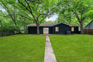 110 Hackberry St, Lancaster, TX 75146 - Photo 9