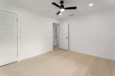 110 Hackberry Street, Lancaster, TX 75146 - Photo 13