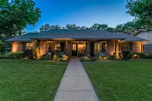 2845 Autumn Dr, Hurst, TX 76054 - Photo 1