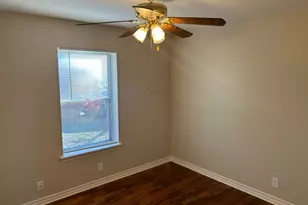 303 S Ballard Ave, Wylie, TX 75098 - Photo 5