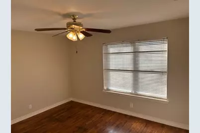 303 S Ballard Avenue, Wylie, TX 75098 - Photo 3