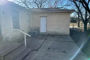 303 S Ballard Ave, Wylie, TX 75098 - Photo 9