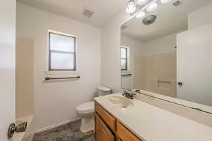 700 Mann Ct, Cleburne, TX 76033 - Photo 11