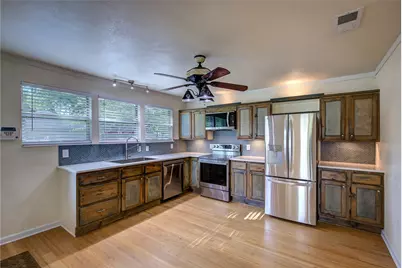 1918 Walworth Street, Greenville, TX 75401 - Photo 13