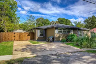 1918 Walworth St, Greenville, TX 75401 - Photo 7