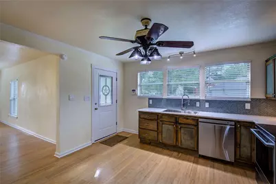 1918 Walworth Street, Greenville, TX 75401 - Photo 15