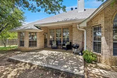 433 Sherwood Court, Burleson, TX 76028 - Photo 25