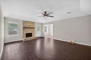2607 Parkview Dr, Corinth, TX 76210 - Photo 3
