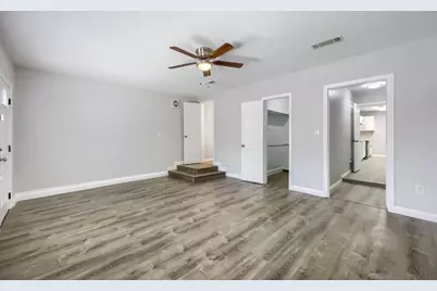 1521 Oakbrook Court, Lancaster, TX 75134 - Photo 15