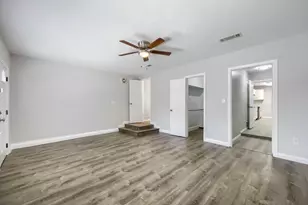 1521 Oakbrook Ct, Lancaster, TX 75134 - Photo 15