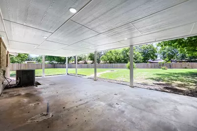 1521 Oakbrook Court, Lancaster, TX 75134 - Photo 27