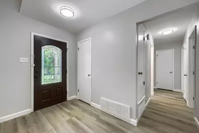 1521 Oakbrook Court, Lancaster, TX 75134 - Photo 5