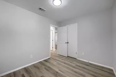 1521 Oakbrook Court, Lancaster, TX 75134 - Photo 21