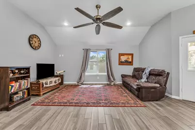 7 Market Loop, Morgans Point Resort, TX 76513 - Photo 7